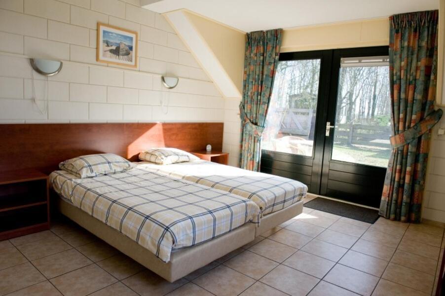 H.R. De Staakenborgh Hotell Bourtange Rum bild